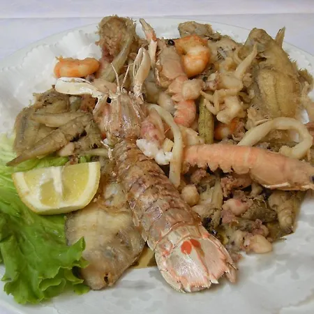 Ξενοδοχείο La Comacina 3*