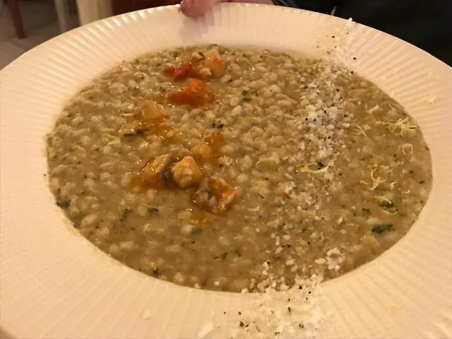 酒店 La Comacina 3*