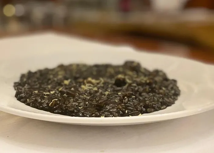 La Comacina ホテル 3*