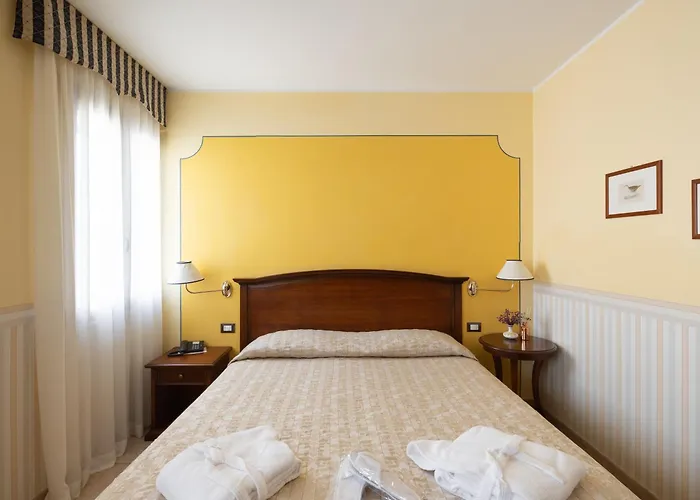 Hotel Locanda La Comacina 3*