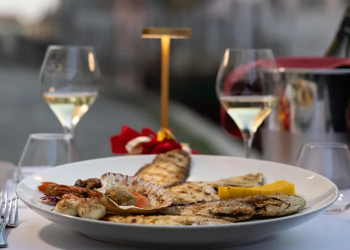 La Comacina ホテル