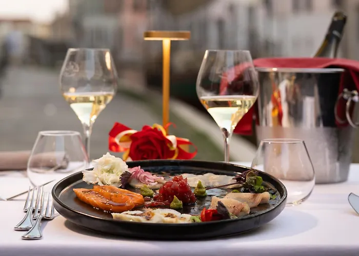 La Comacina ホテル 3*